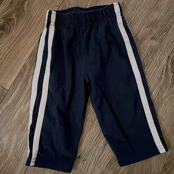 6-9 months pants - Picture 1 of 1